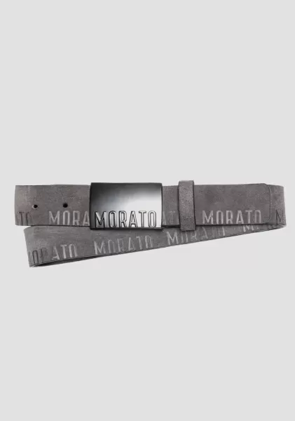 Cinturón De Piel 100 % Con Hebilla «Morato» En Relieve Antony Morato Cemento Hombre España Cinturones
